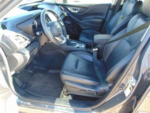 Used 2021 Subaru Forester Touring image 10
