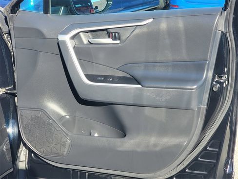 Used 2023 Toyota RAV4 XLE image 24
