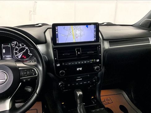 Used 2022 Lexus GX 460 image 6
