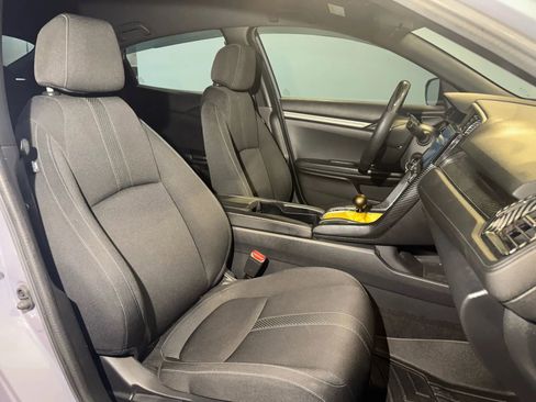 Used 2019 Honda Civic Sport image 22