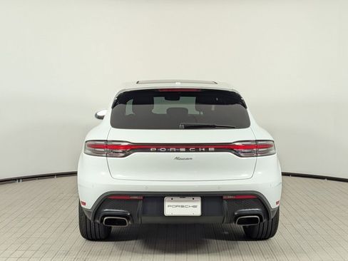 Certified 2023 Porsche Macan AWD/4WD image 10