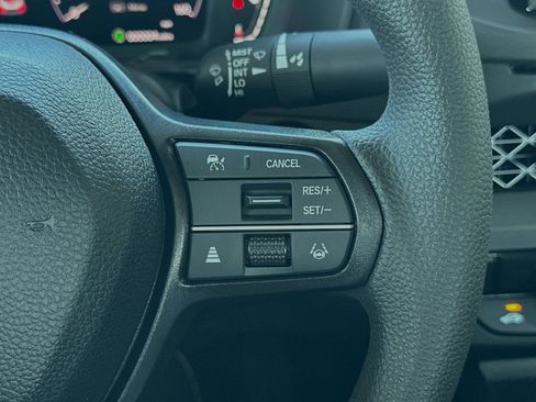 Used 2025 Honda Accord SE image 27