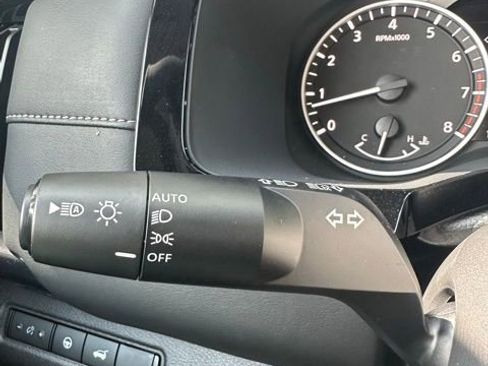 New 2025 Nissan Pathfinder SV w/ Cargo Package image 31