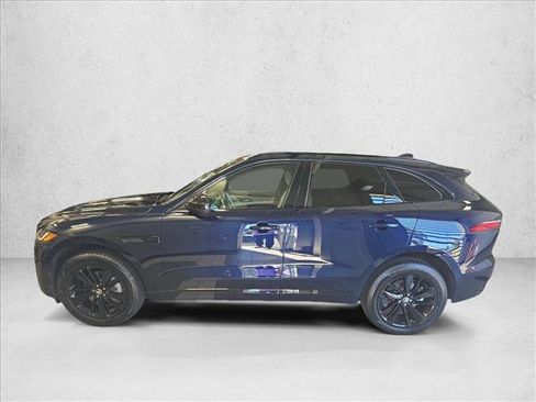 Certified 2025 Jaguar F-PACE R-Dynamic S image 8