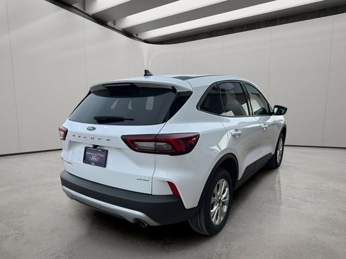 Used 2025 Ford Escape Active image 5