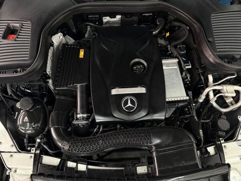 Certified 2019 Mercedes-Benz GLC 300 image 31