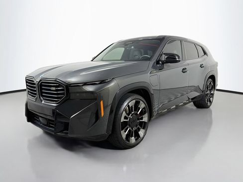 Used 2024 BMW XM AWD/4WD image 1