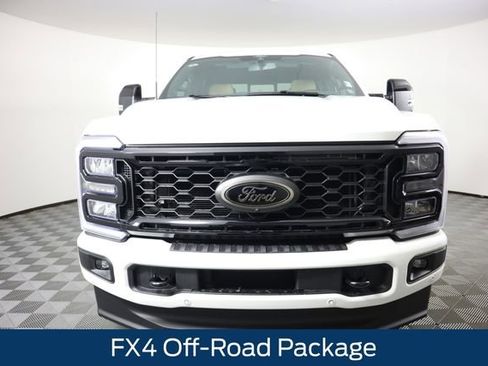 New 2026 Ford F350 Lariat w/ Black Appearance Package image 9