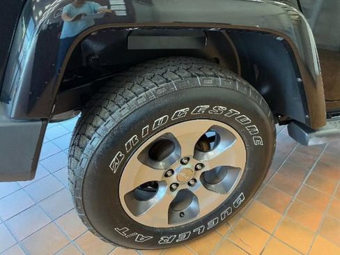 Used 2016 Jeep Wrangler Unlimited Sahara w/ Max Tow Package AWD/4WD image 41
