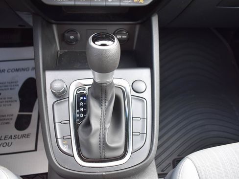 Used 2023 Hyundai Kona SEL w/ Winter Weather Package FWD image 41