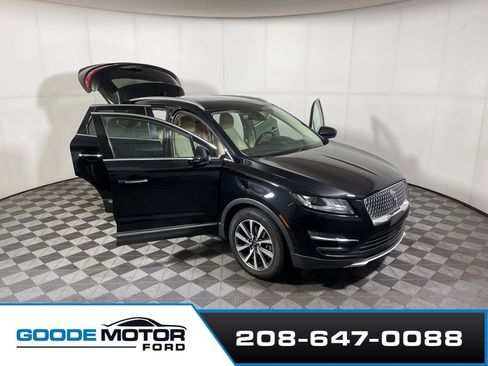 Used 2019 Lincoln MKC Reserve w/ MKC Technology Package image 8