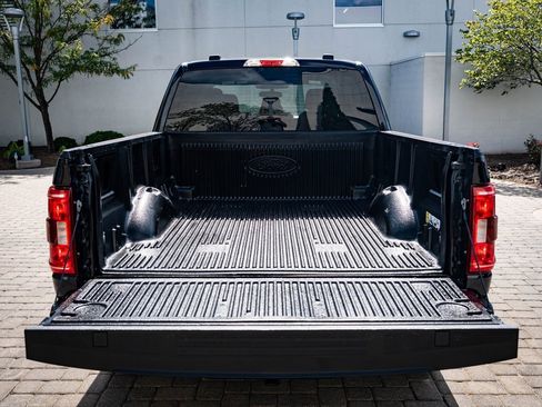 Used 2023 Ford F150 XLT w/ Trailer Tow Package image 16