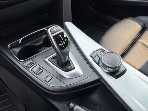 Used 2017 BMW 330i Sedan RWD image 38