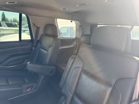 Used 2016 GMC Yukon SLT w/ HD Trailering Package AWD/4WD image 9