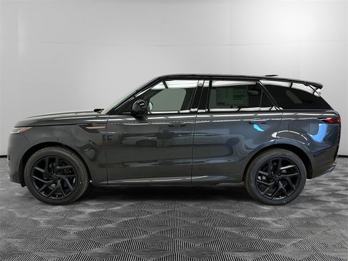 New 2026 Land Rover Range Rover Sport Dynamic SE image 2