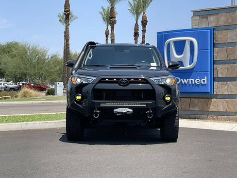 Used 2024 Toyota 4Runner TRD Off-Road Premium w/ Moonroof Package AWD/4WD image 3