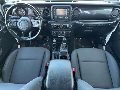 Used 2020 Jeep Wrangler Unlimited Sport AWD/4WD image 10