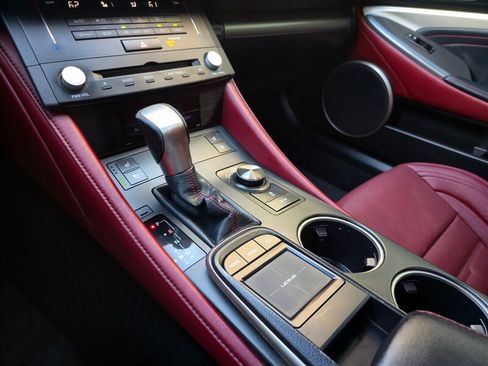 Used 2016 Lexus RC 200t RWD image 21