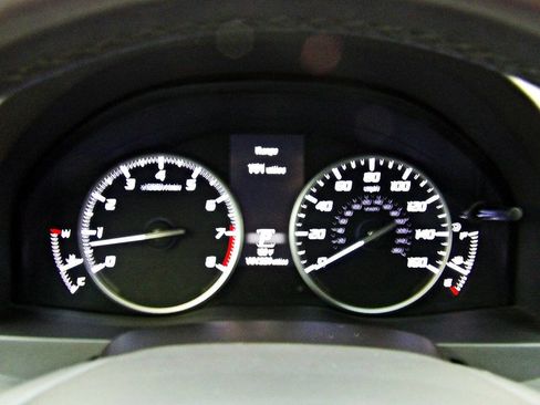 Used 2016 Acura RDX w/ Advance Package AWD/4WD image 16