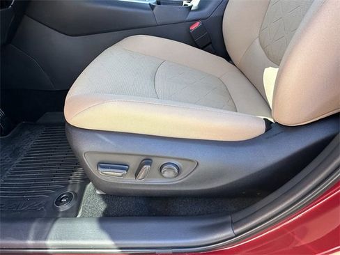 Used 2024 Toyota RAV4 XLE image 25