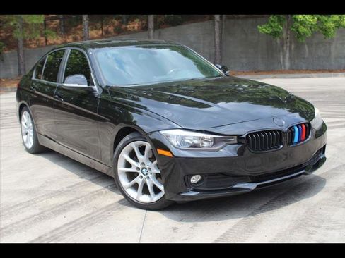 Used 2014 BMW 320i Sedan image 1