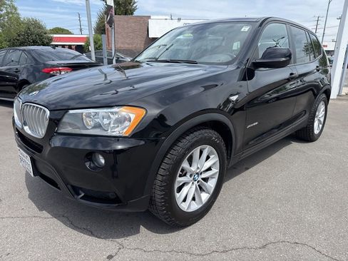 Used 2013 BMW X3 xDrive28i image 2