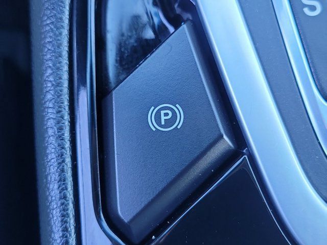 Used 2017 Ford Edge Titanium AWD/4WD image 17