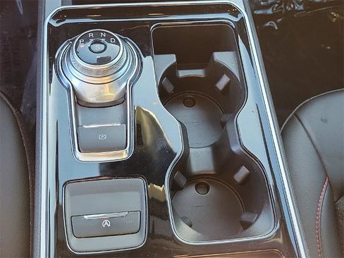 Certified 2020 Ford Edge ST-Line image 32