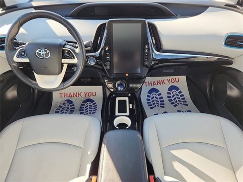 Used 2017 Toyota Prius Prime Advanced w/ Carpet Mat Package image 8