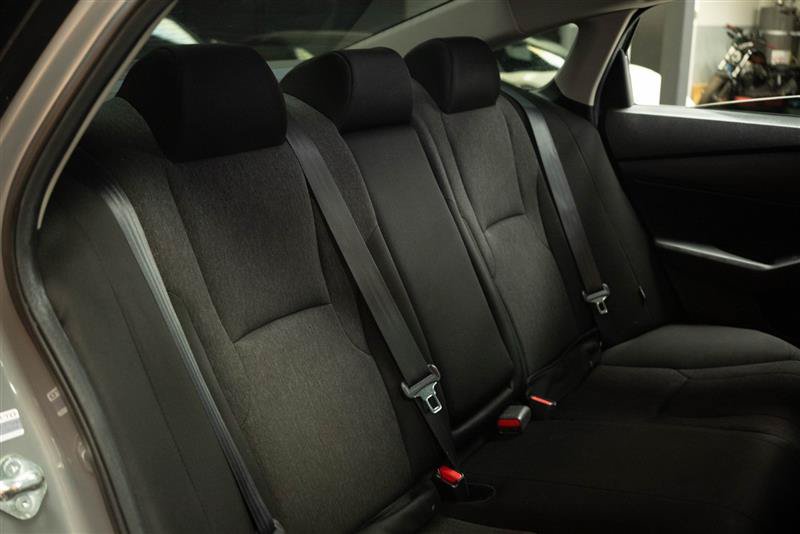 Used 2025 Honda Accord SE image 16