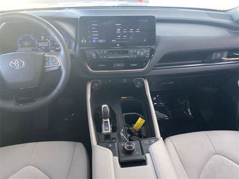 Certified 2024 Toyota Grand Highlander AWD Hybrid image 26