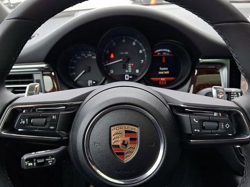 New 2025 Porsche Macan image 19