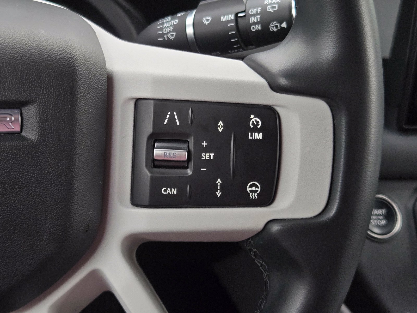 Used 2025 Land Rover Defender 110 S AWD/4WD image 22