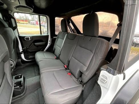 Used 2023 Jeep Wrangler Sport image 19