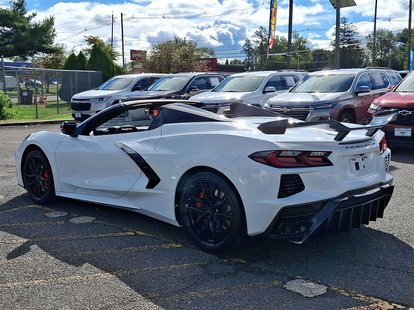 Used 2023 Chevrolet Corvette Stingray Preferred Conv w/ Z51 Performance Package RWD image 4