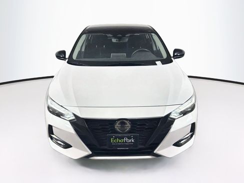 Used 2023 Nissan Sentra SR w/ Midnight Edition Package FWD image 2