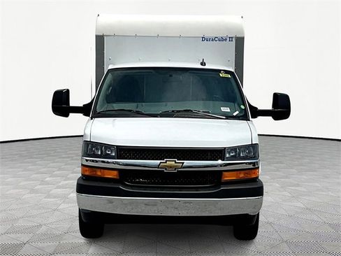 New 2025 Chevrolet Express 3500 w/ Power Convenience Package image 2