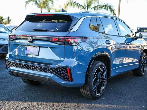 New 2026 Volkswagen Tiguan SEL R-Line image 7