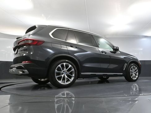 Used 2023 BMW X5 xDrive40i AWD/4WD image 56