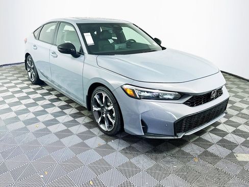 Used 2025 Honda Civic Sport Touring image 1