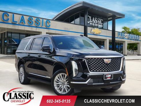 Used 2025 Cadillac Escalade ESV Premium Luxury w/ LPO, Floor Liner Package AWD/4WD image 1