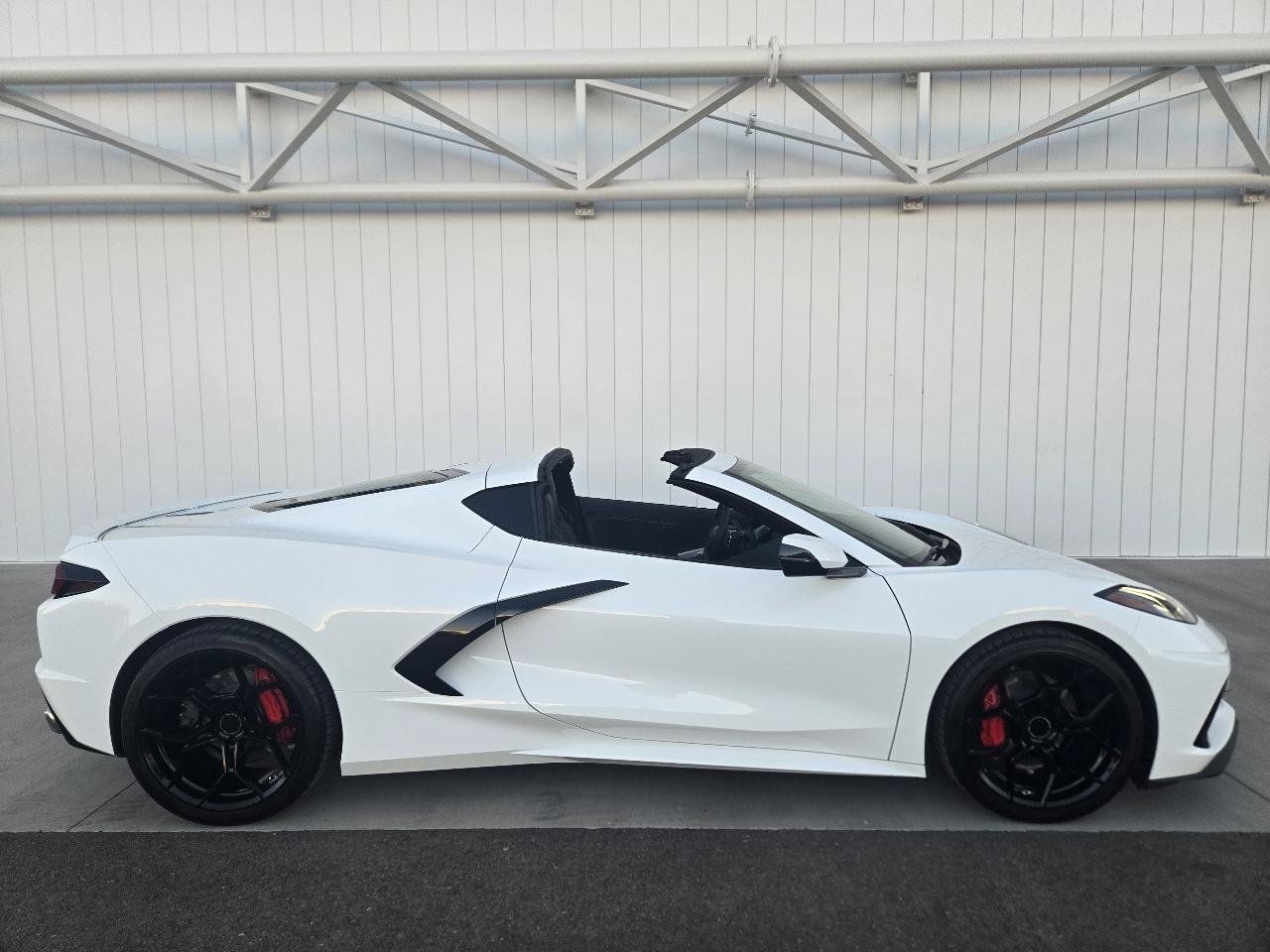 Used 2023 Chevrolet Corvette Stingray Coupe w/ 1LT RWD image 12