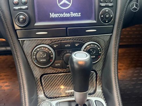 Used 2011 Mercedes-Benz SL 63 AMG image 27