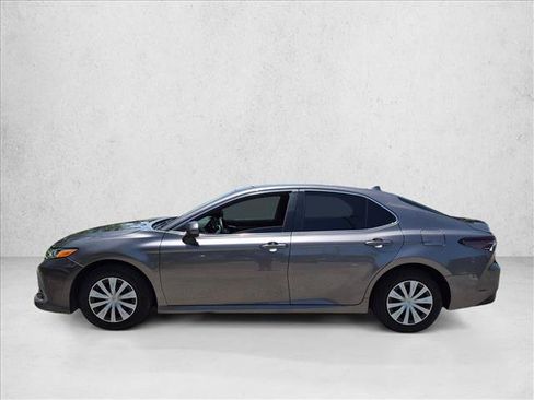 Used 2024 Toyota Camry LE FWD image 8