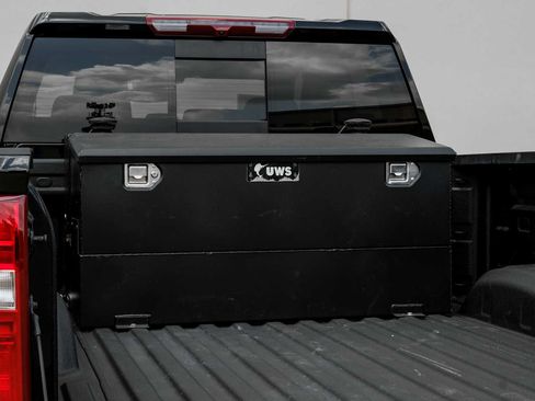 Used 2024 Chevrolet Silverado 2500 LT w/ Midnight Edition image 56