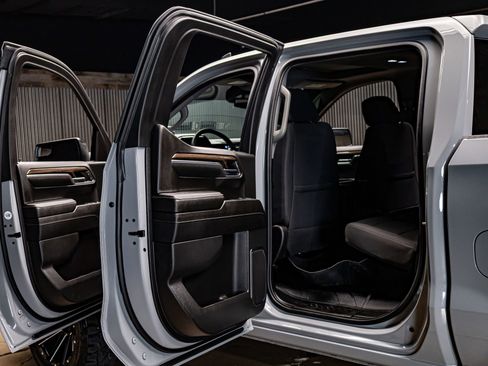 Used 2024 Chevrolet Silverado 1500 RST w/ Convenience Package II image 24