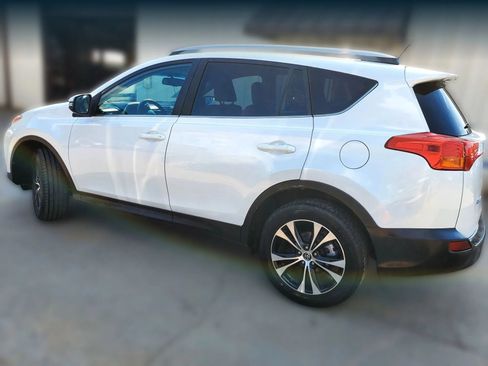 Used 2015 Toyota RAV4 Limited FWD image 12
