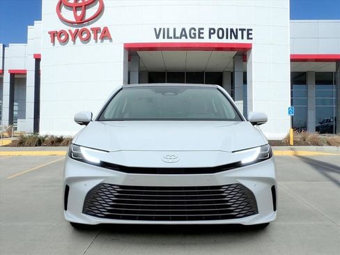 New 2026 Toyota Camry XLE w/ Premium Plus Package image 8