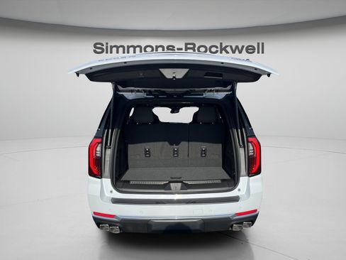 New 2026 GMC Yukon Denali w/ Sun & Power Step Package AWD/4WD image 10