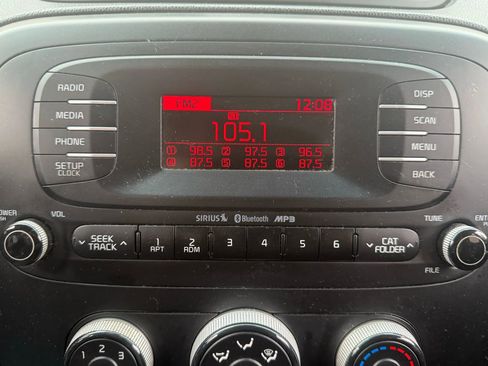 Used 2014 Kia Soul + w/ Eco Package image 22